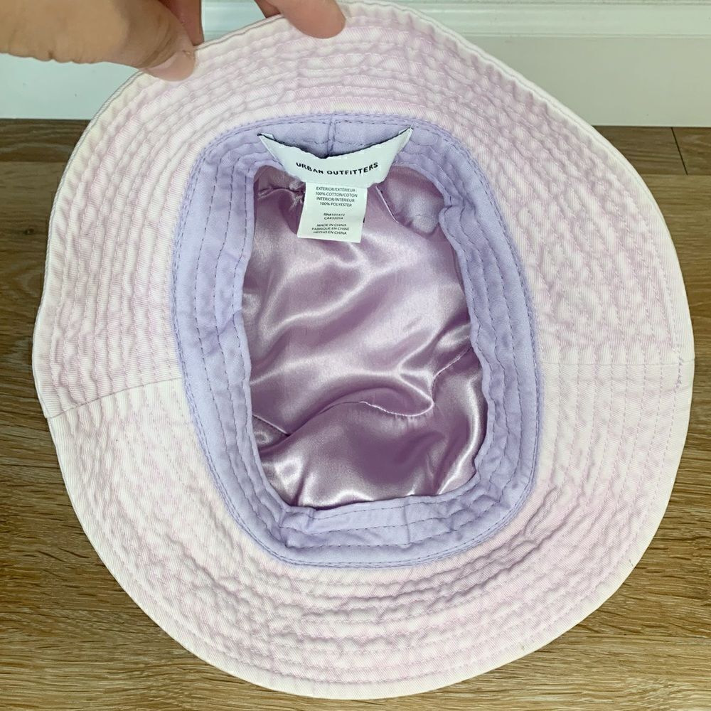 Urban Outfitters Pink Embroidered Bucket Hat - Picture 7 of 10